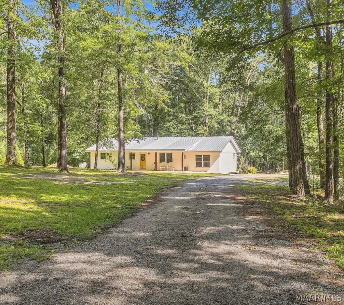 409 County Road 20 W, Marbury, AL 36051 - #1