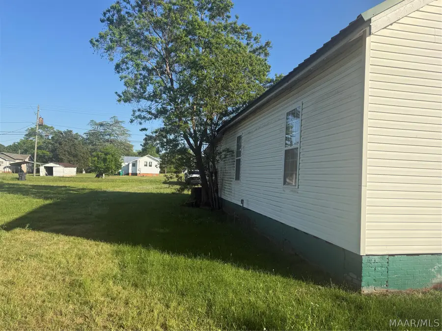 310 Freeman Avenue, Tallassee, AL 36078 - #2