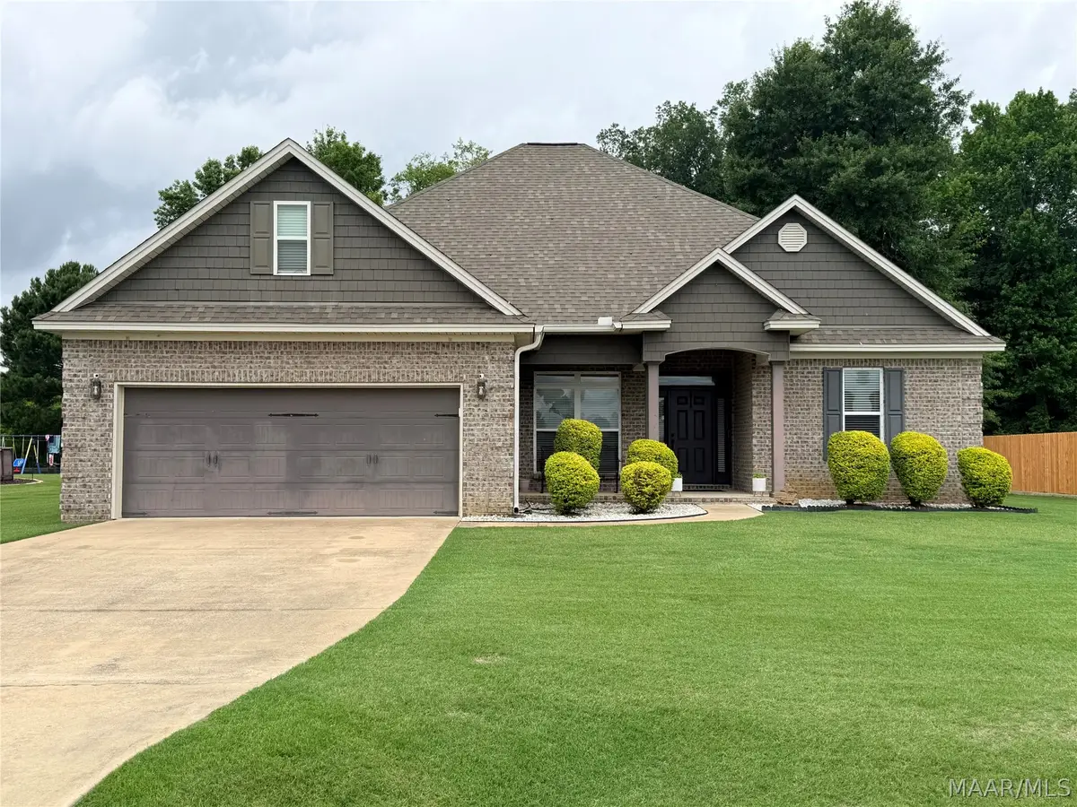 92 Bentom Drive, Wetumpka, AL 36092 - #1