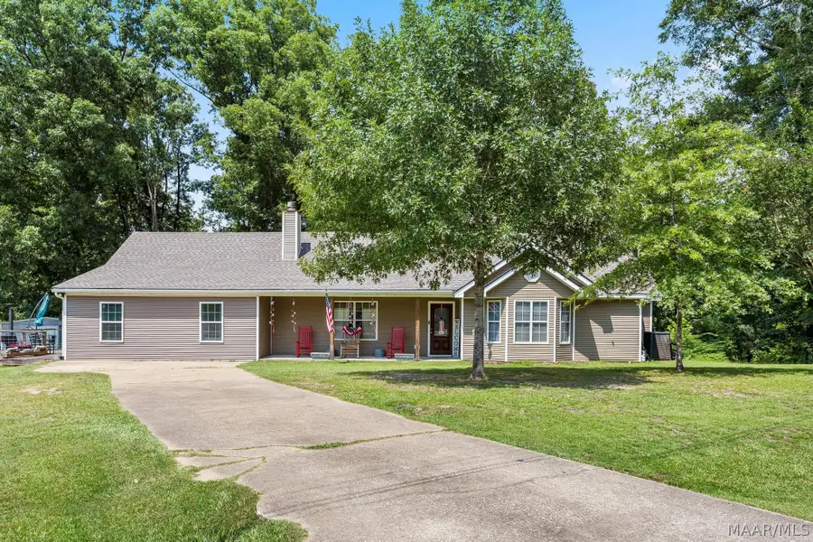 105 Lakeview Court, Wetumpka, AL 36092 - #2