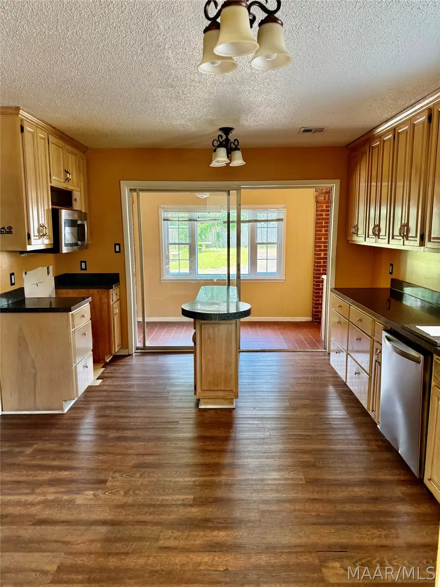 2061 Early Street, Montgomery, AL 36108 - #2
