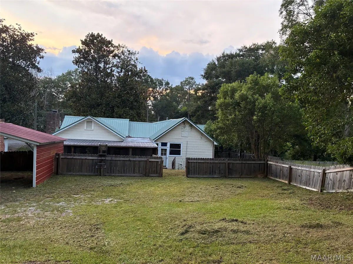 806 Company Street, Wetumpka, AL 36092 - #1