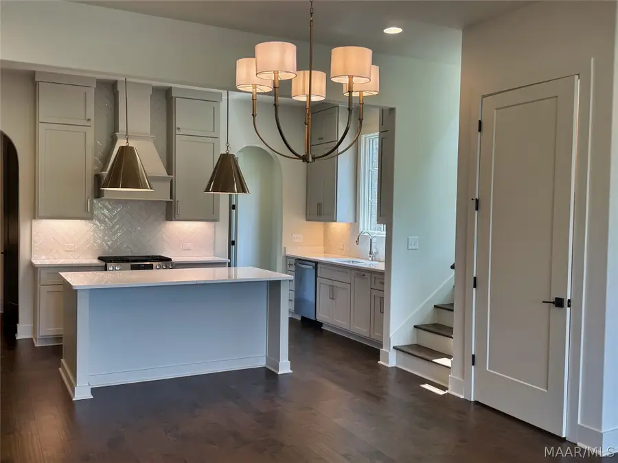 4609 Grassmere Street, Montgomery, AL 36116 - #3