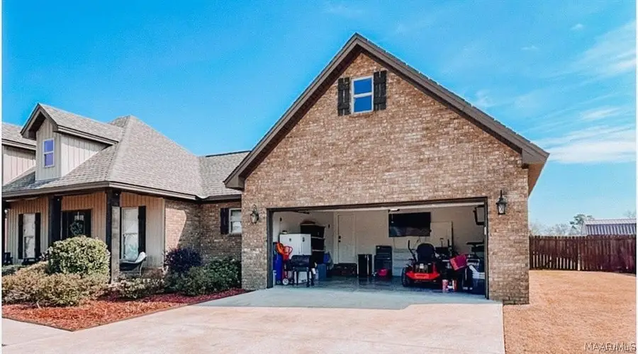 81 Bentom Drive, Wetumpka, AL 36092 - #2