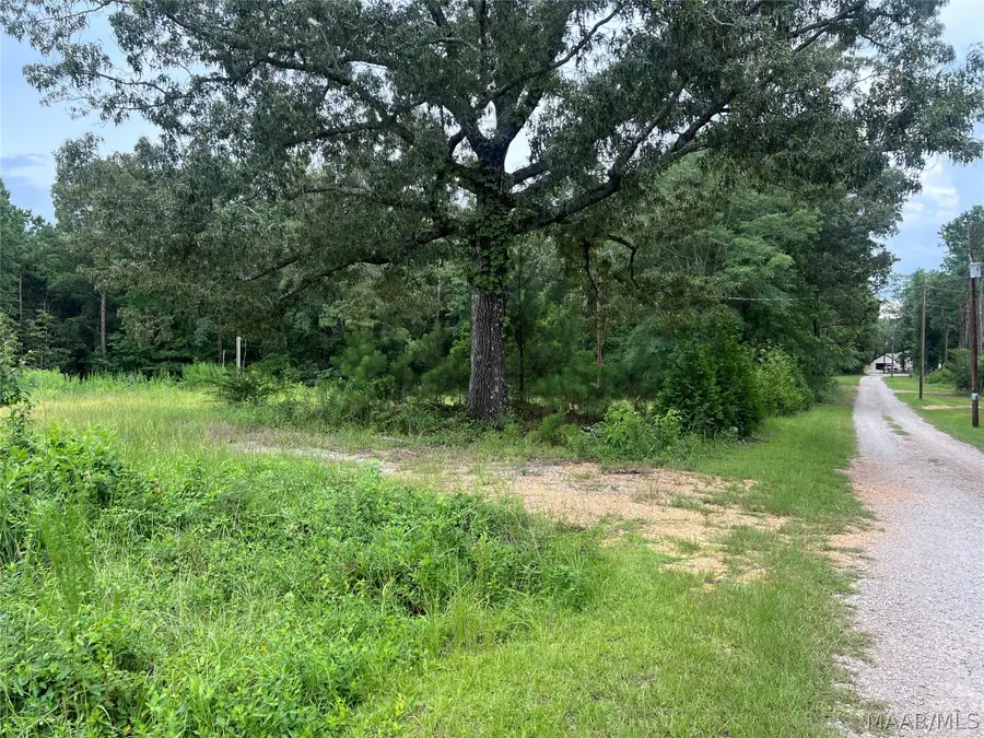 2149 Airport Road, Deatsville, AL 36022 - #2