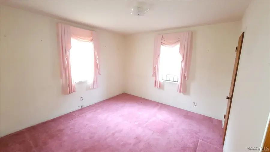 324 Georgia Street, Montgomery, AL 36104 - #3
