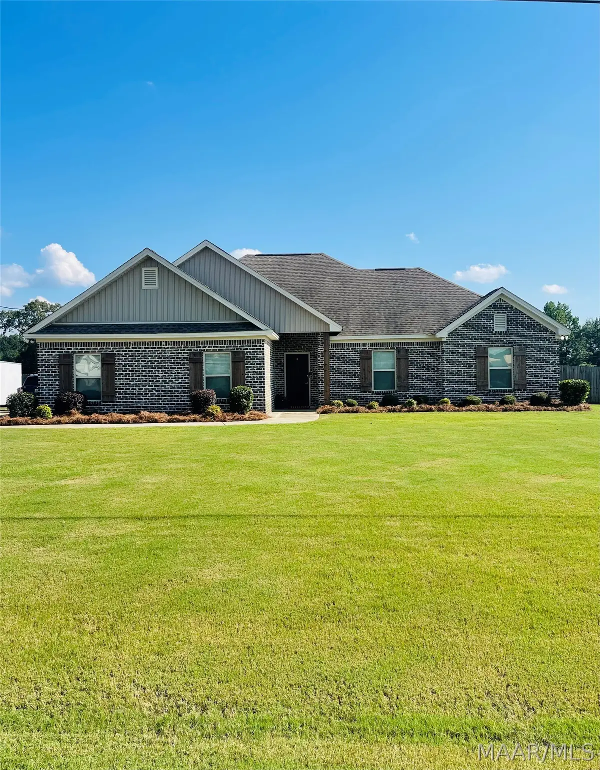474 County Rd 40, Deatsville, AL 36022 - #1