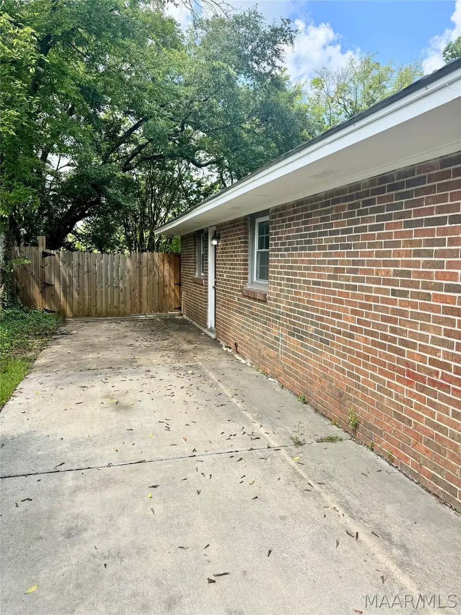 3336 Albans Lane, Montgomery, AL 36111 - #3