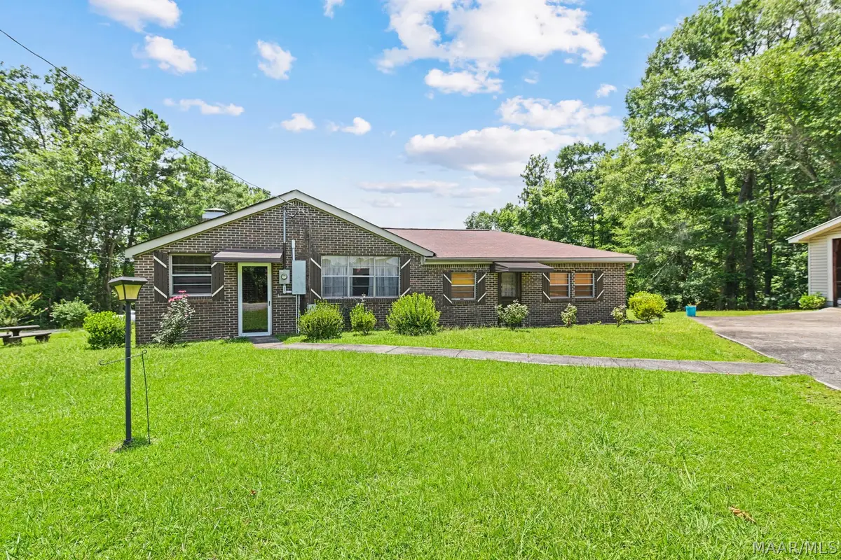 1104 Smith Road, Clanton, AL 35045 - #1