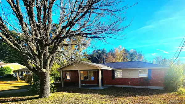 102 White Oak Drive, Prattville, AL 36067