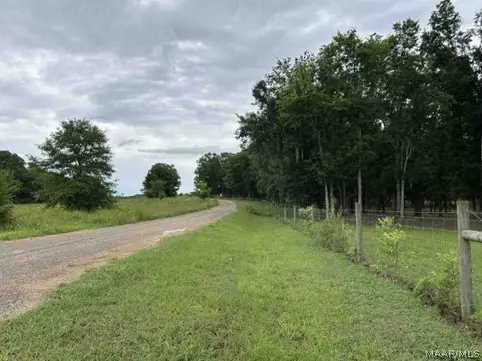 658 Oakwood Drive, Hope Hull, AL 36043 - #3