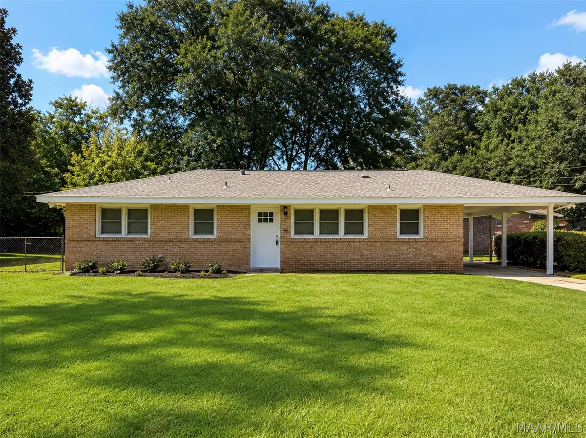 101 Sara Lane, Prattville, AL 36067 - #1