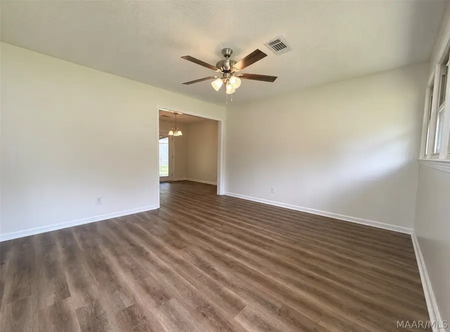 101 Sara Lane, Prattville, AL 36067 - #2