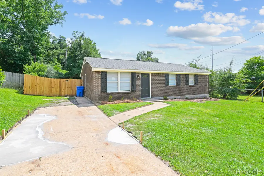 104 White Oak Drive, Prattville, AL 36067 - #2