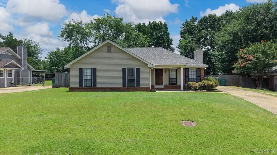 211 Azalea Drive, Millbrook, AL 36054 - #2