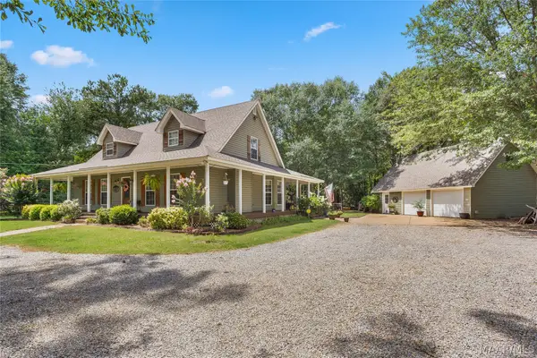 1890 Politic Road, Elmore, AL 36025