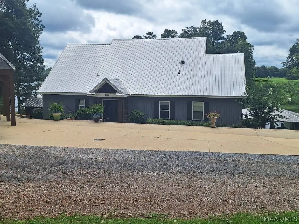 560 Lakeshore Drive, Wetumpka, AL 36092 - #1