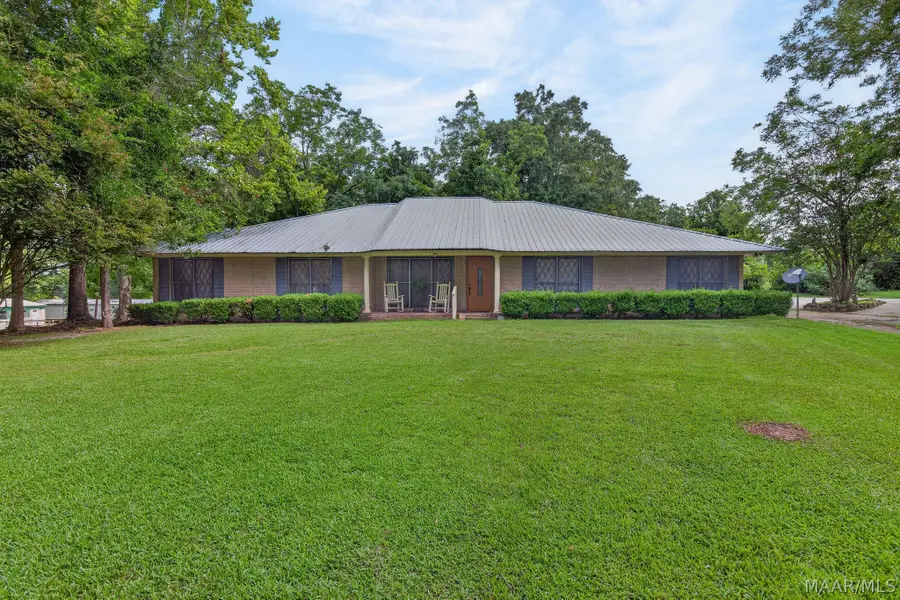 504 Oakwood Street, Georgiana, AL 36033 - #2
