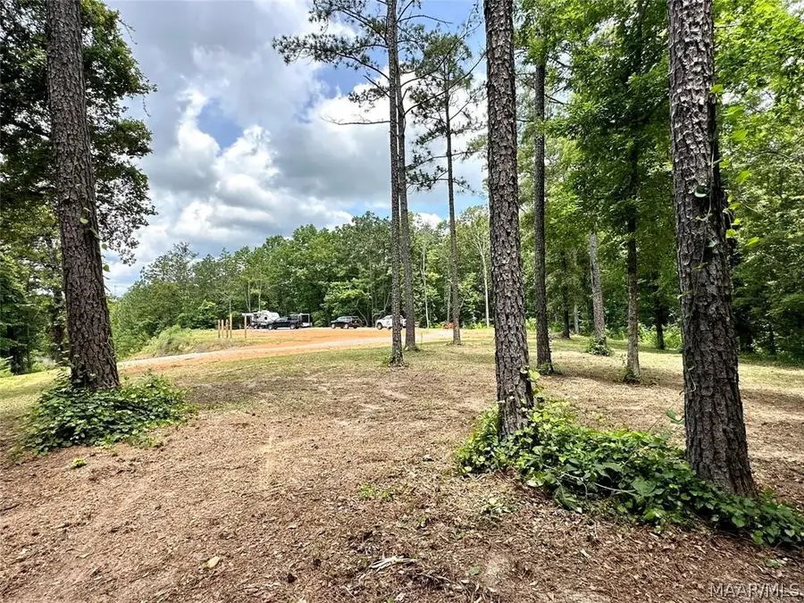 411 Oak Valley Road, Deatsville, AL 36022 - #3