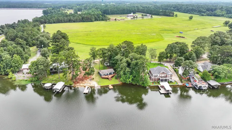715 Hickory Drive, Wetumpka, AL 36092 - #3