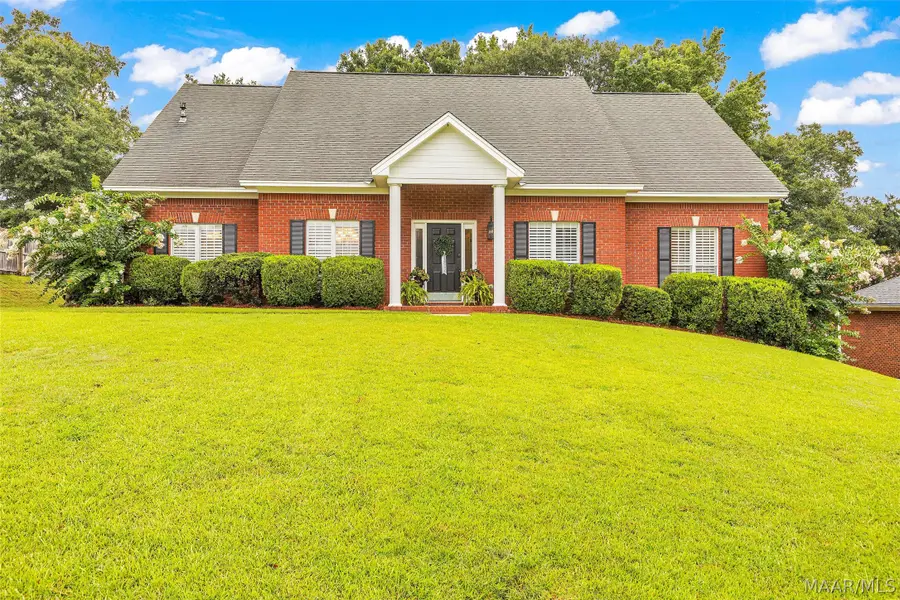 138 Poplar Street, Prattville, AL 36066 - #2