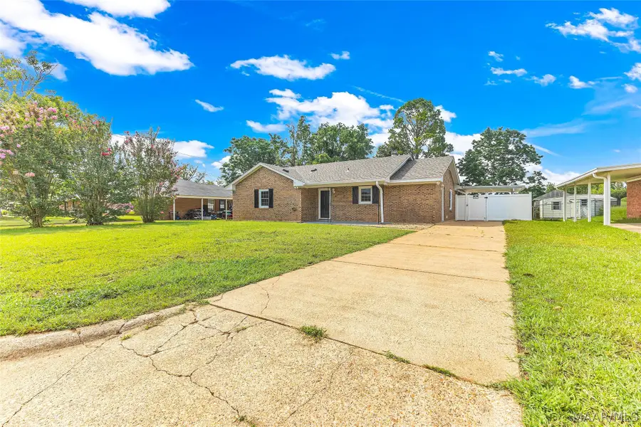 210 Teri Lane, Prattville, AL 36066 - #3