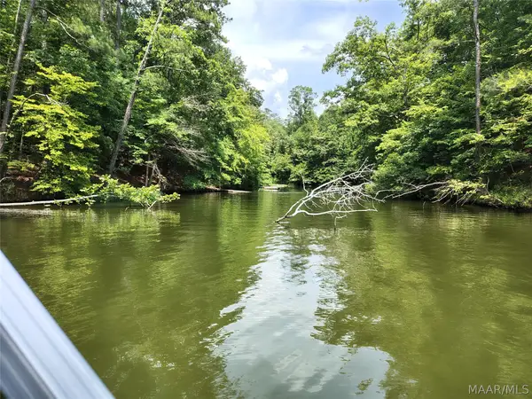 956 Bowden Hill Road, Titus, AL 36080