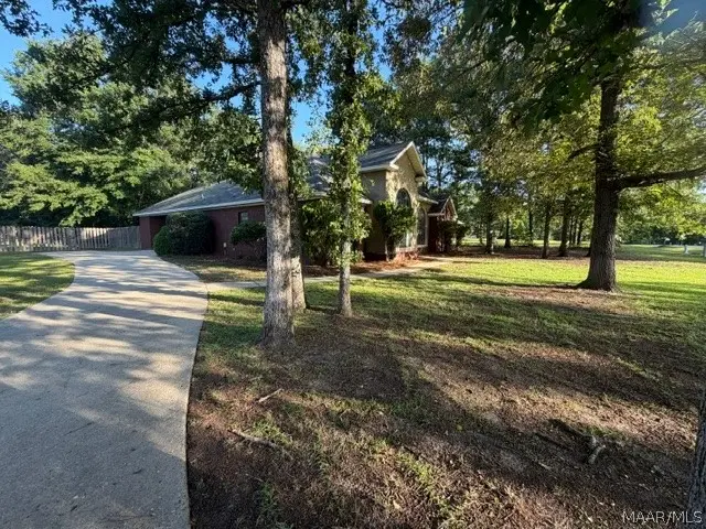 709 Yellowstone Drive, Prattville, AL 36067 - #2