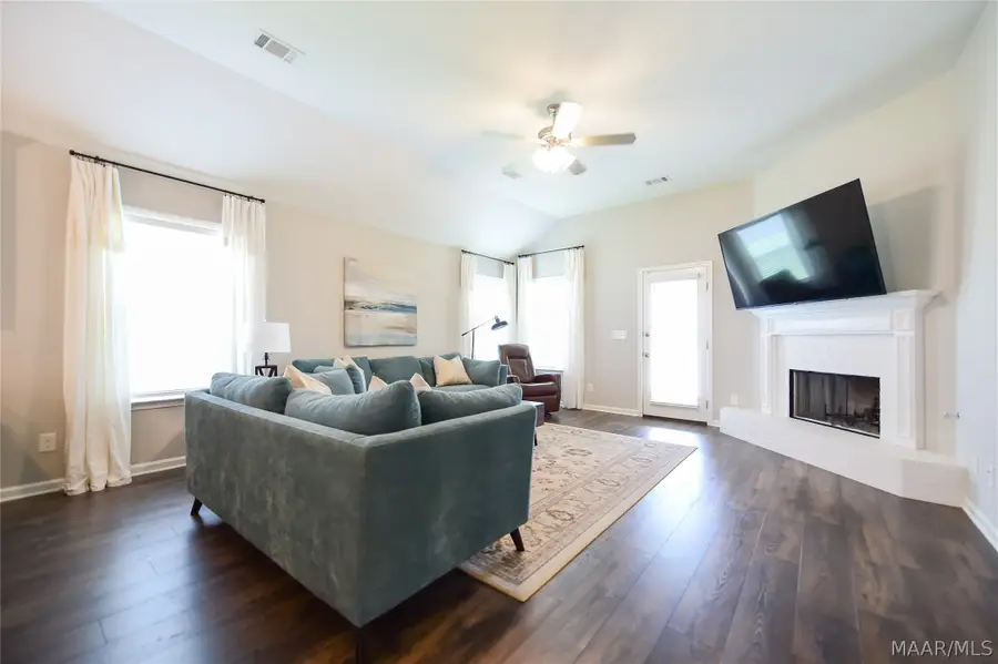 9331 Crescent Lodge Circle, Pike Road, AL 36064 - #3