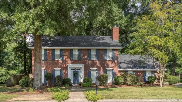 109 Shady Oak Lane, Prattville, AL 36066