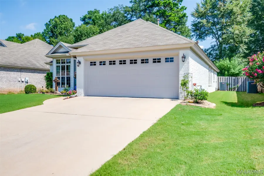 9155 Crescent Lodge Circle, Pike Road, AL 36064 - #3