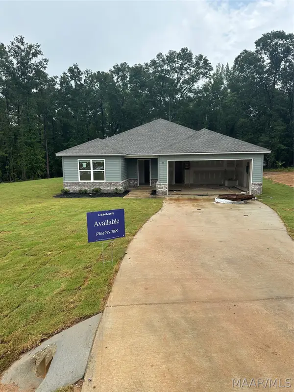 53 Spanish Court, Eclectic, AL 36024