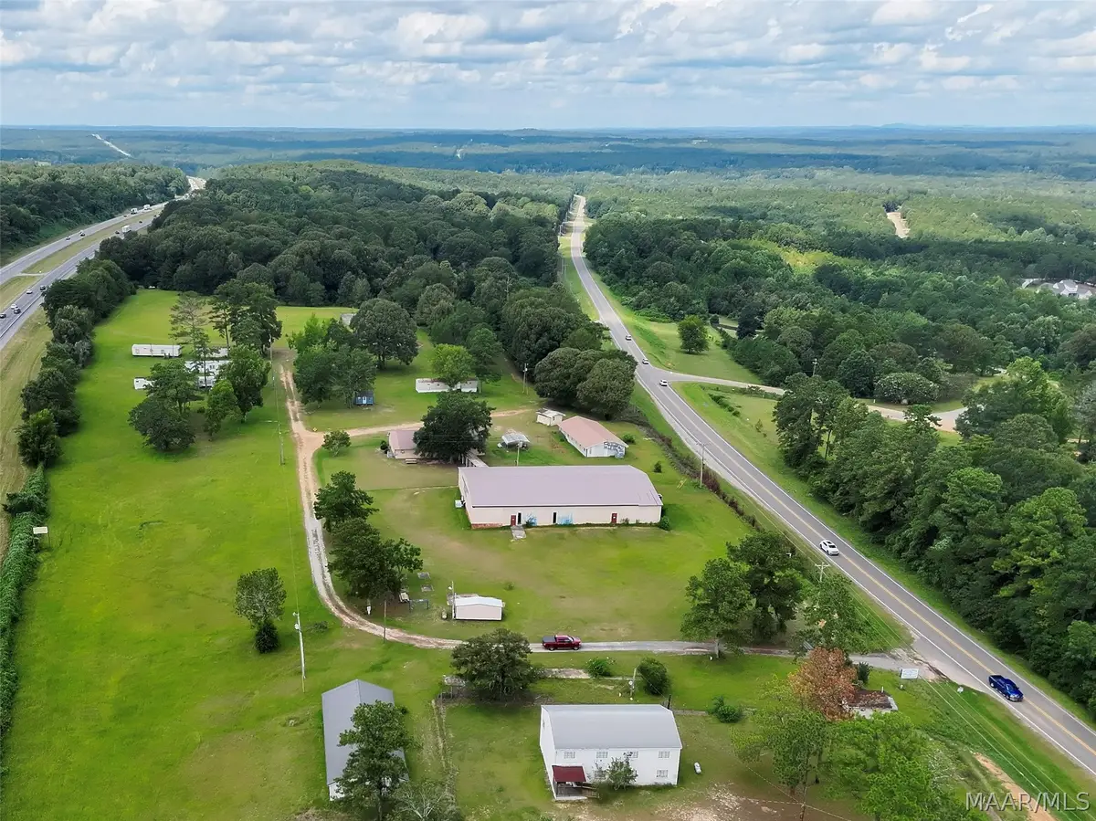 2443 Us Highway 31 Highway N, Deatsville, AL 36022 - #1