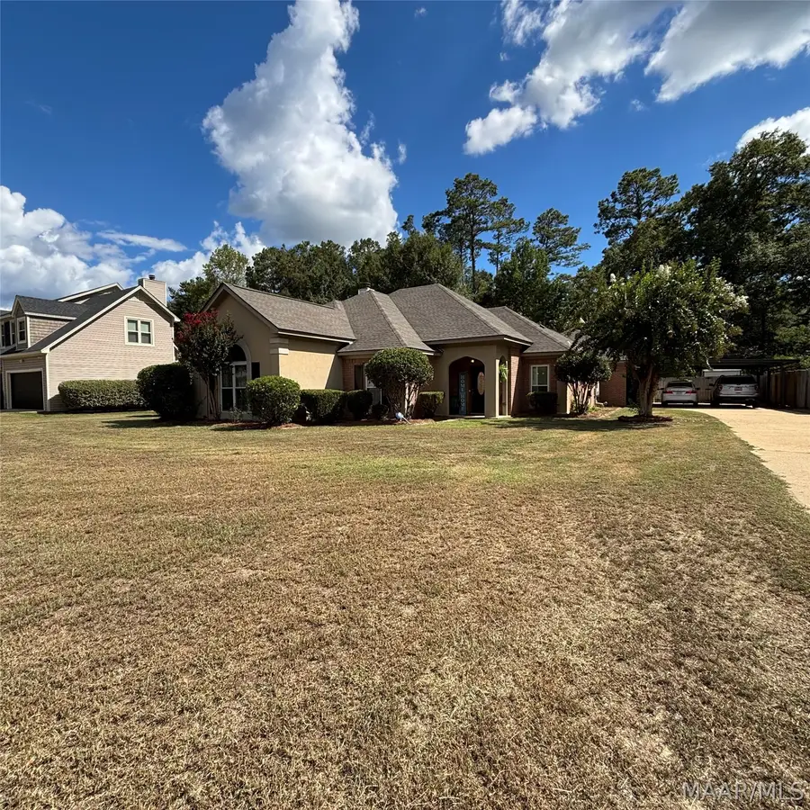 20 Springbrook Drive, Wetumpka, AL 36093 - #2