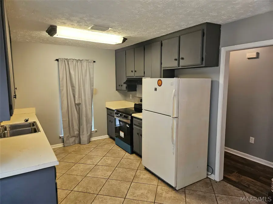 759 N Burbank Drive, Montgomery, AL 36117 - #3
