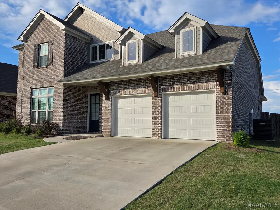9348 Crescent Lodge Circle, Pike Road, AL 36064 - #2