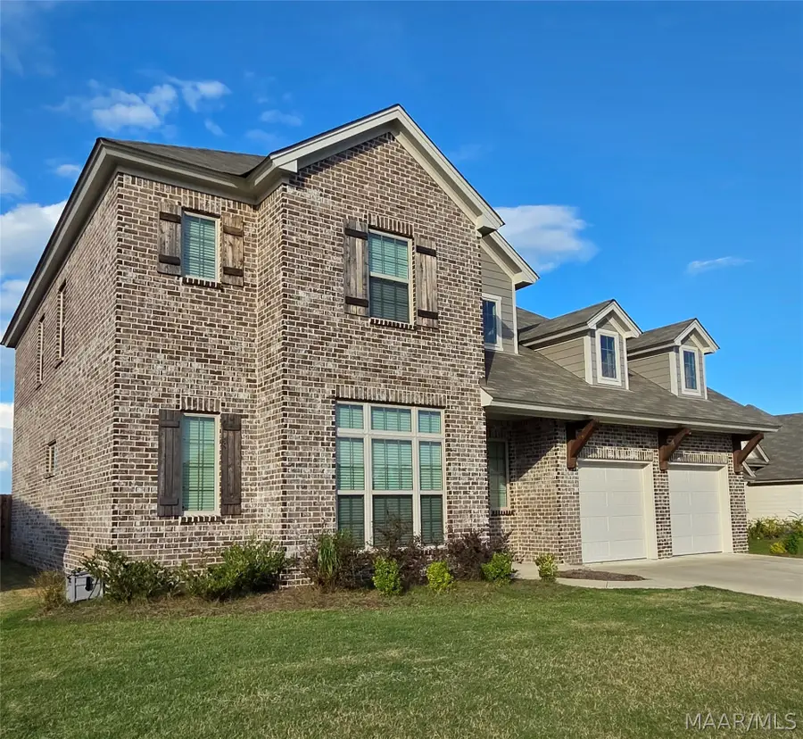 9348 Crescent Lodge Circle, Pike Road, AL 36064 - #3
