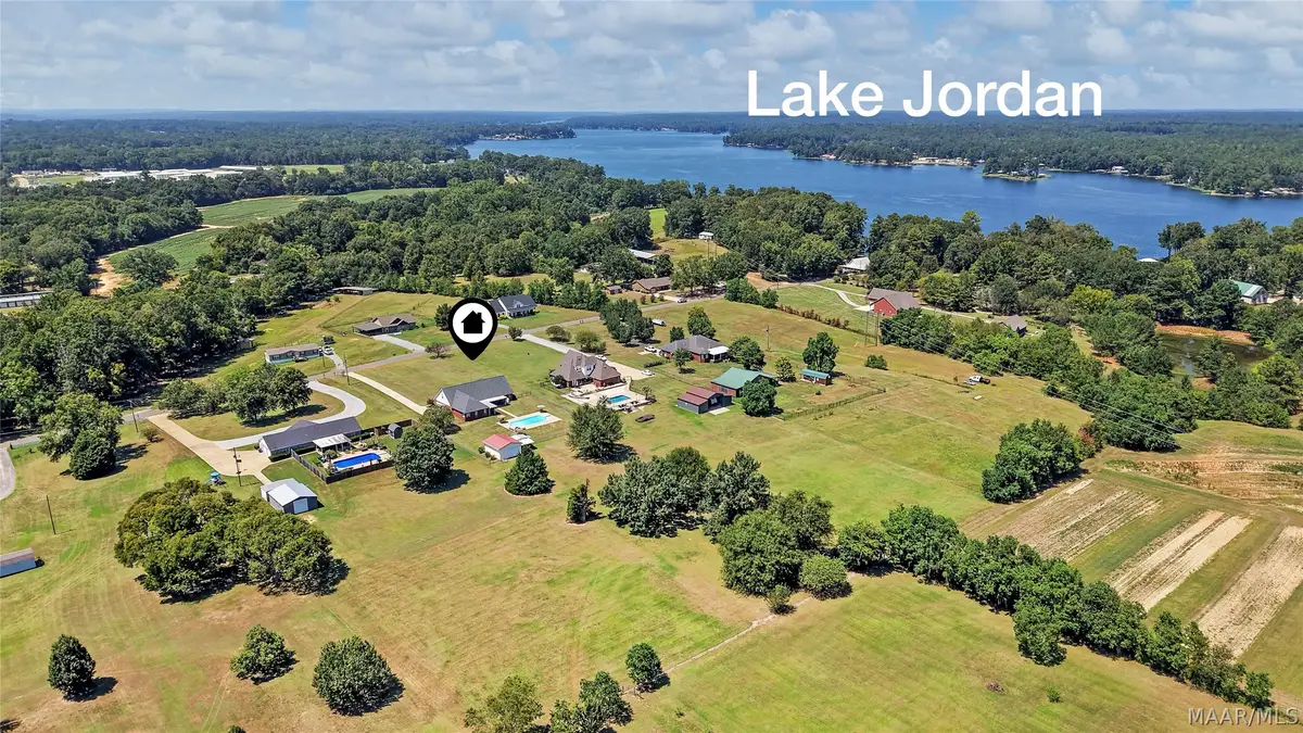160 Beachwood Road, Wetumpka, AL 36092 - #1