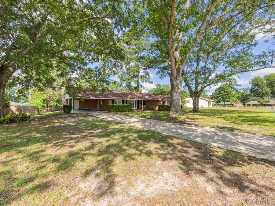 330 Mont Vista Drive, Montgomery, AL 36109 - #3