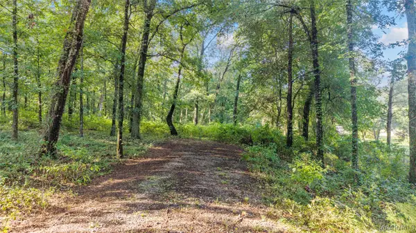 1525 Monfee Road, Prattville, AL 36067