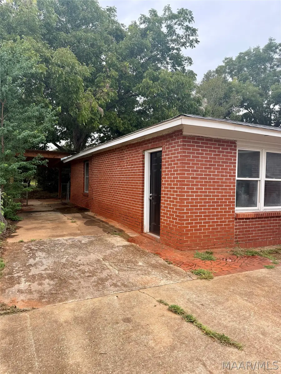 327 Milton Road, Montgomery, AL 36110 - #3