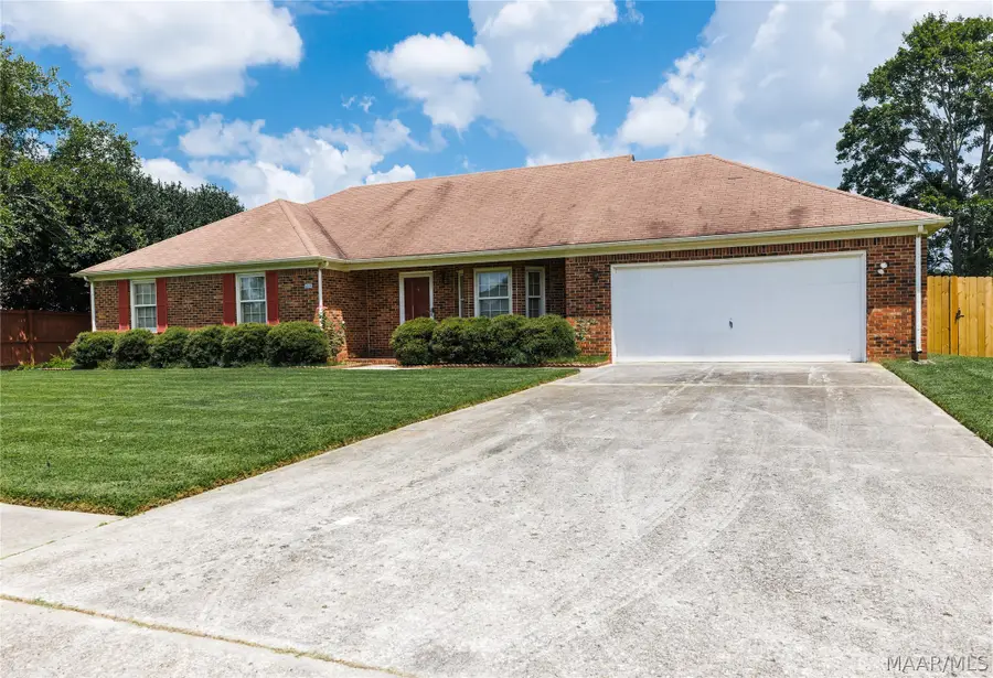 2111 Thames Avenue, Huntsville, AL 35803 - #2