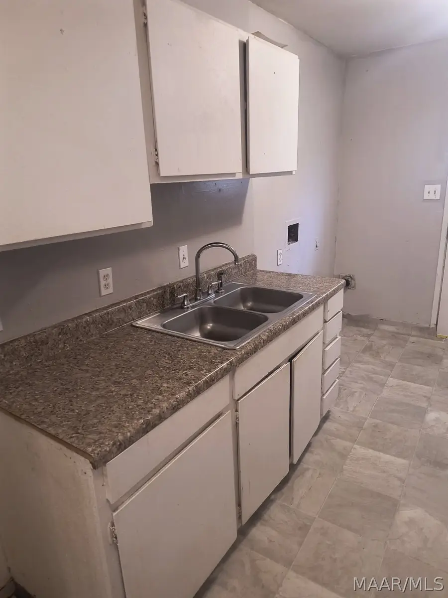 889 Laredo Court #A, Selma, AL 36701 - #3