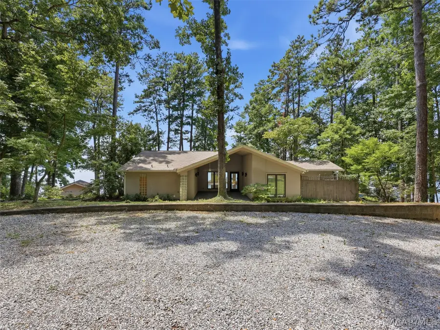 978 Driftwood Road, Titus, AL 36080 - #2