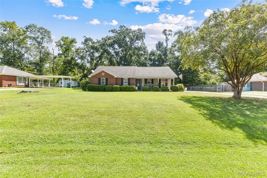 80 Meadow Oaks Court, Millbrook, AL 36054 - #2