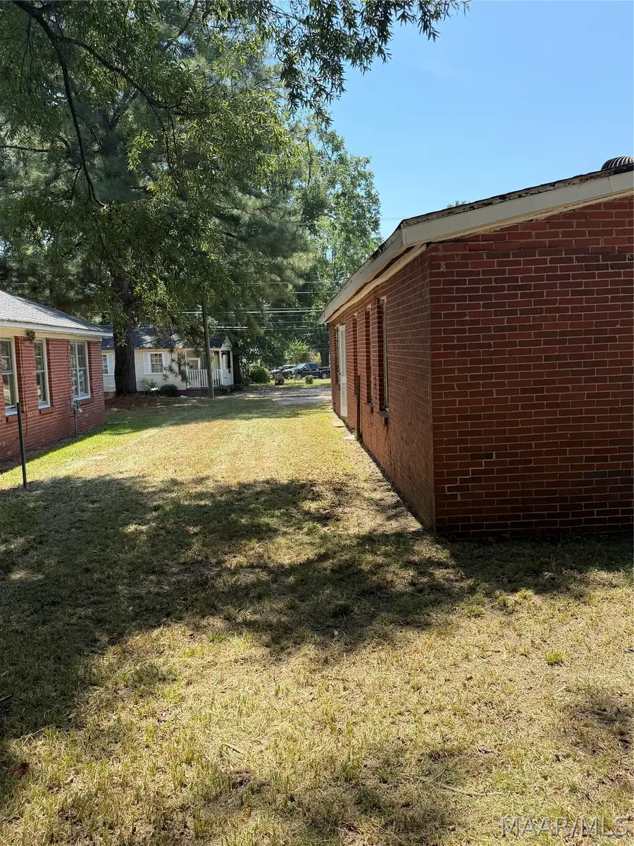 2625 E 5th Street, Montgomery, AL 36107 - #2