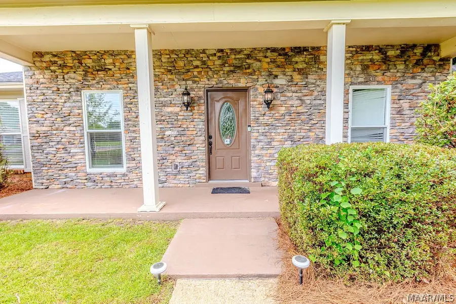 217 Ridgewood Road, Prattville, AL 36066 - #3