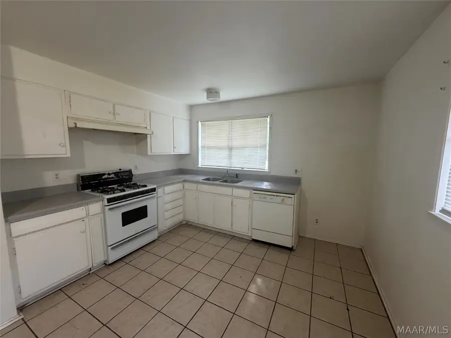 1843 Sylvan Drive, Montgomery, AL 36106 - #2