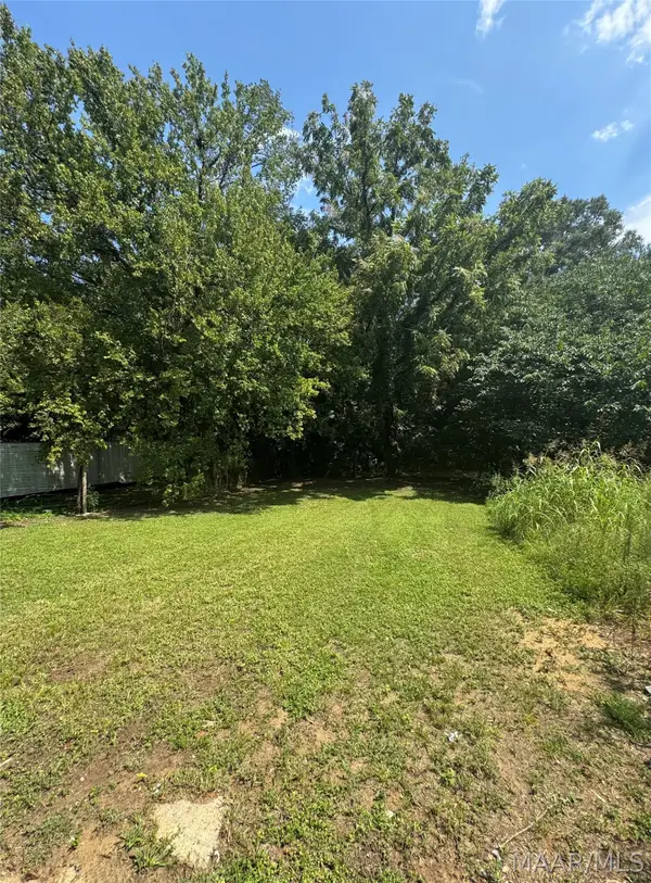 1309 Mobile Road, Montgomery, AL 36108