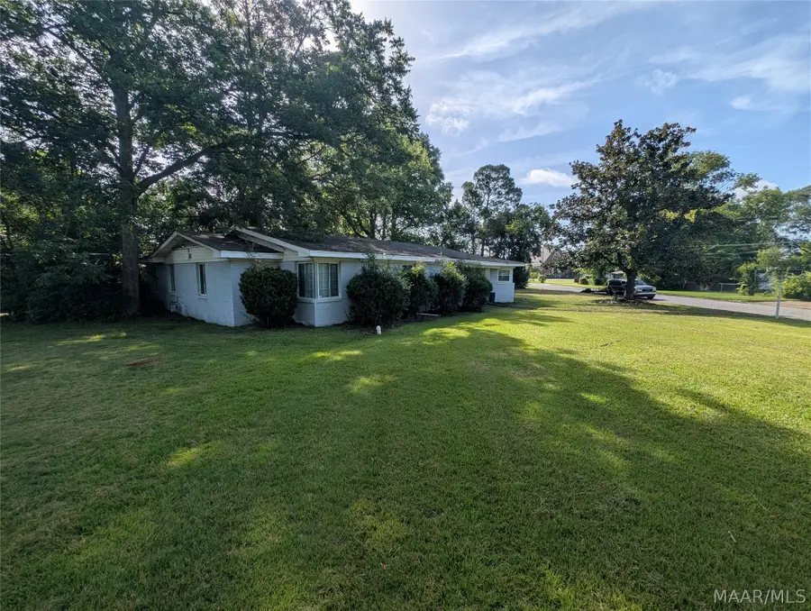 2901 Cumberland Road, Montgomery, AL 36111 - #2
